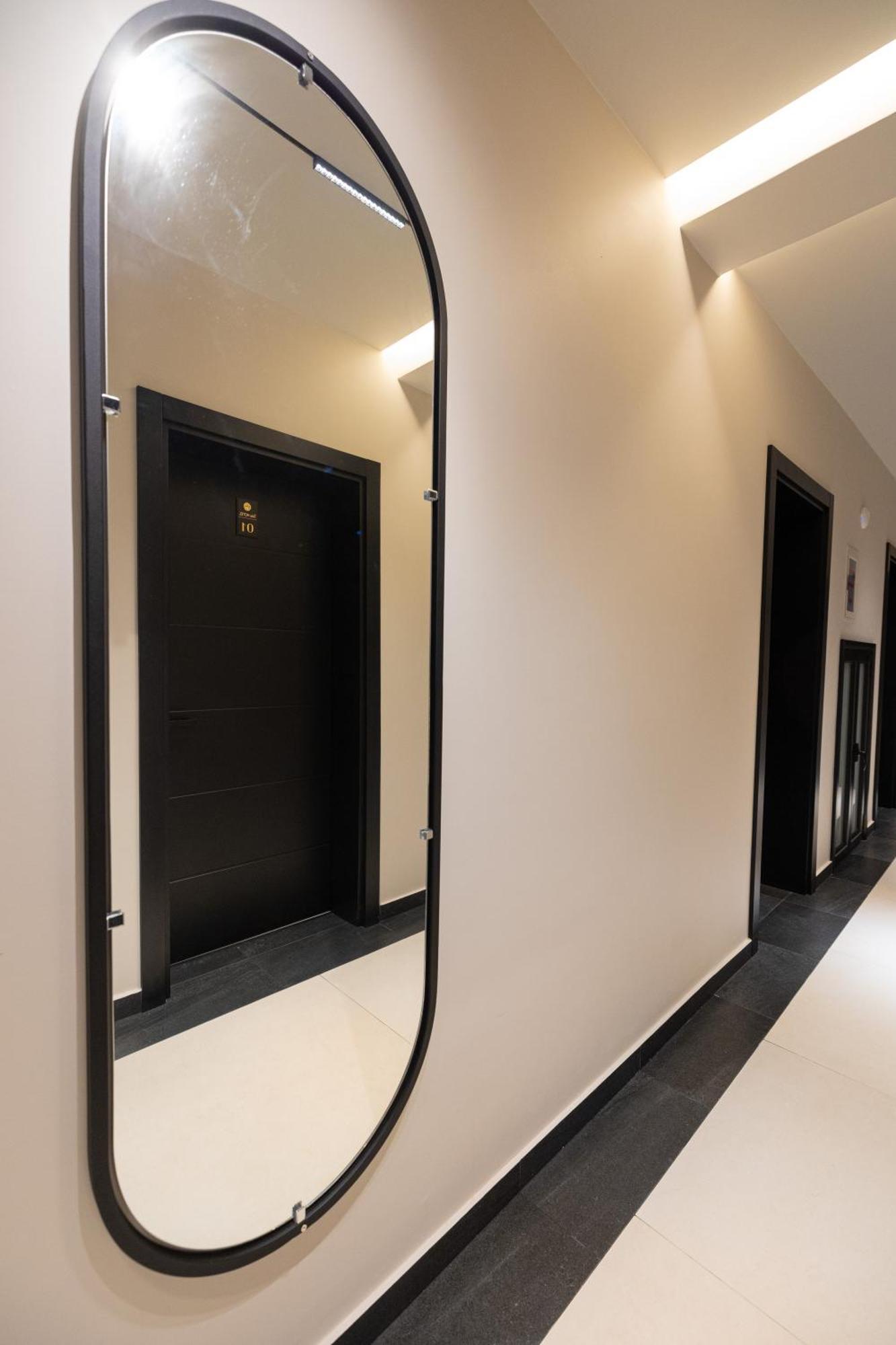 Hotel Beke Влёра Экстерьер фото