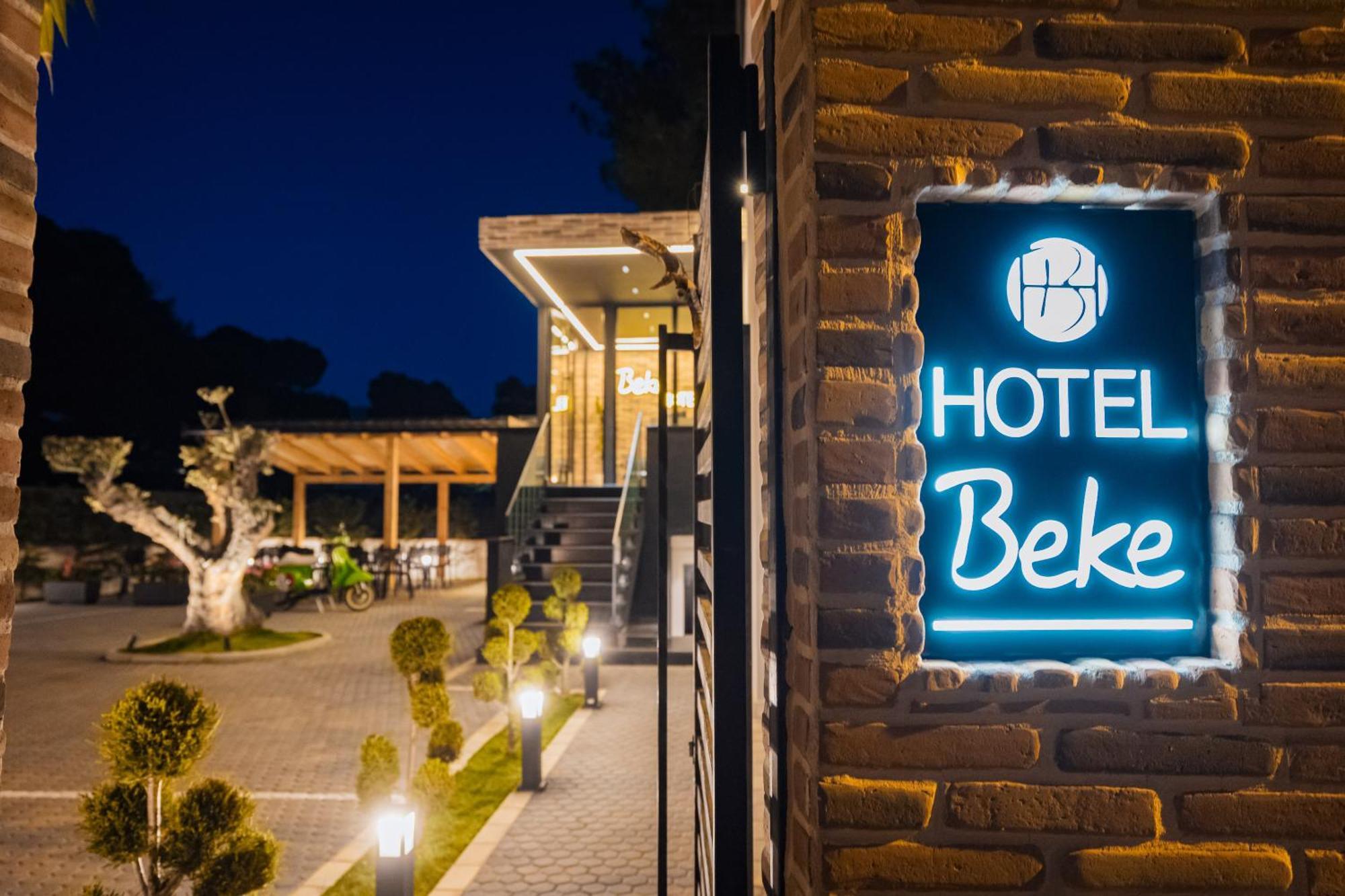 Hotel Beke Влёра Экстерьер фото